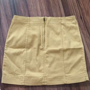 Jolt Skirts - Goldish/Yellow skirt Jolt Skirts - Goldish/Yellow skirt